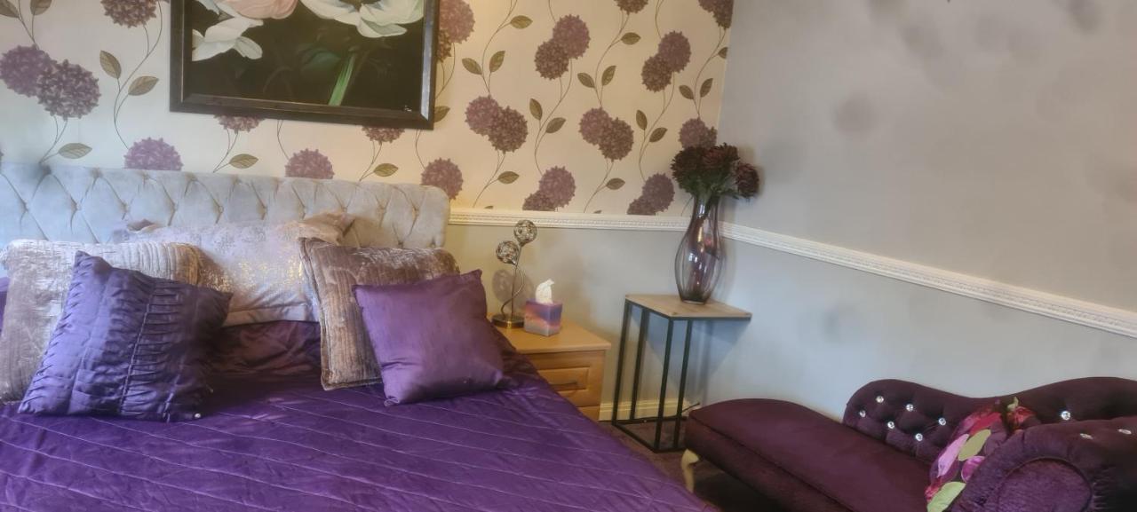 Parc Lodge Guesthouse Bridgend  Buitenkant foto